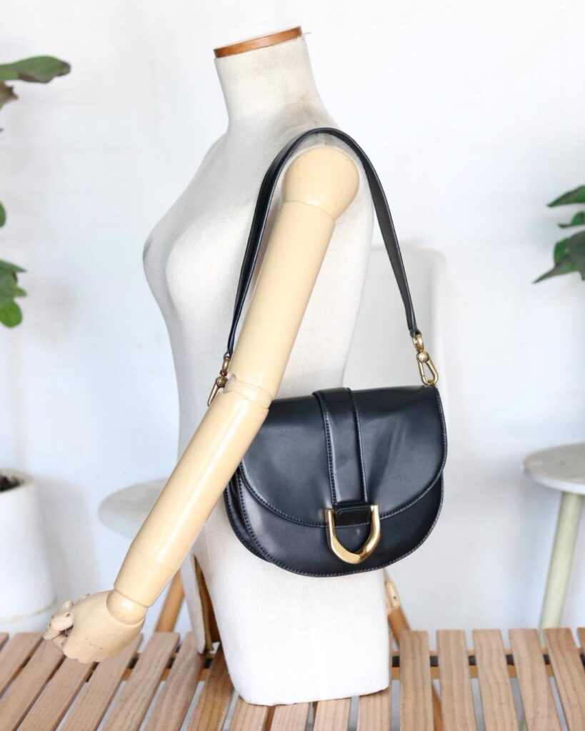 CHARLES & KEITH