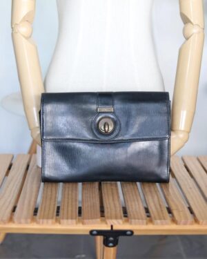 MOSCHINO
