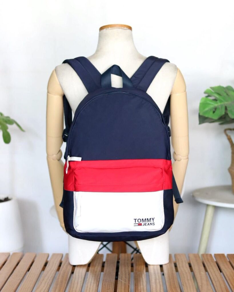 TOMMY HILFIGER