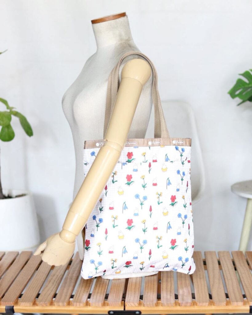 LeSportSac